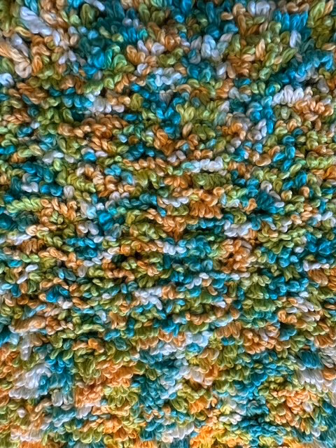 Handgehäkelte Schals & Dreieckstücher – Bild 3