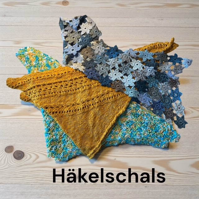 Handgehäkelte Schals & Dreieckstücher