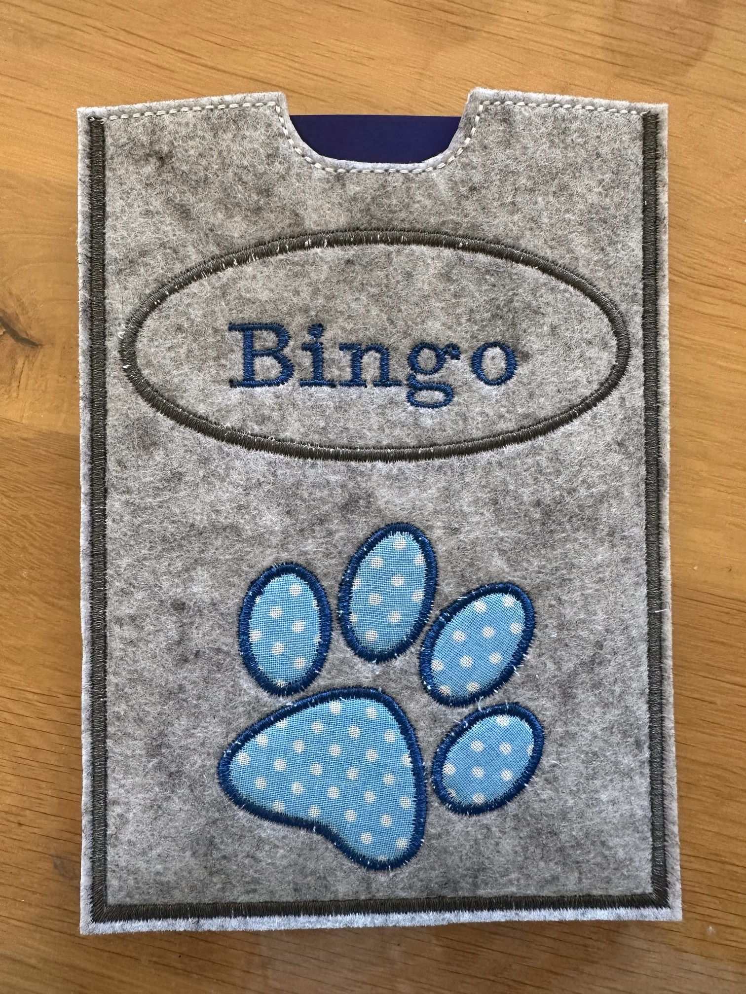 HANDGEMACHTE HÜLLE FÜR DEN EU-HEIMTIERAUSWEIS – PERSONALISIER – Bild 2