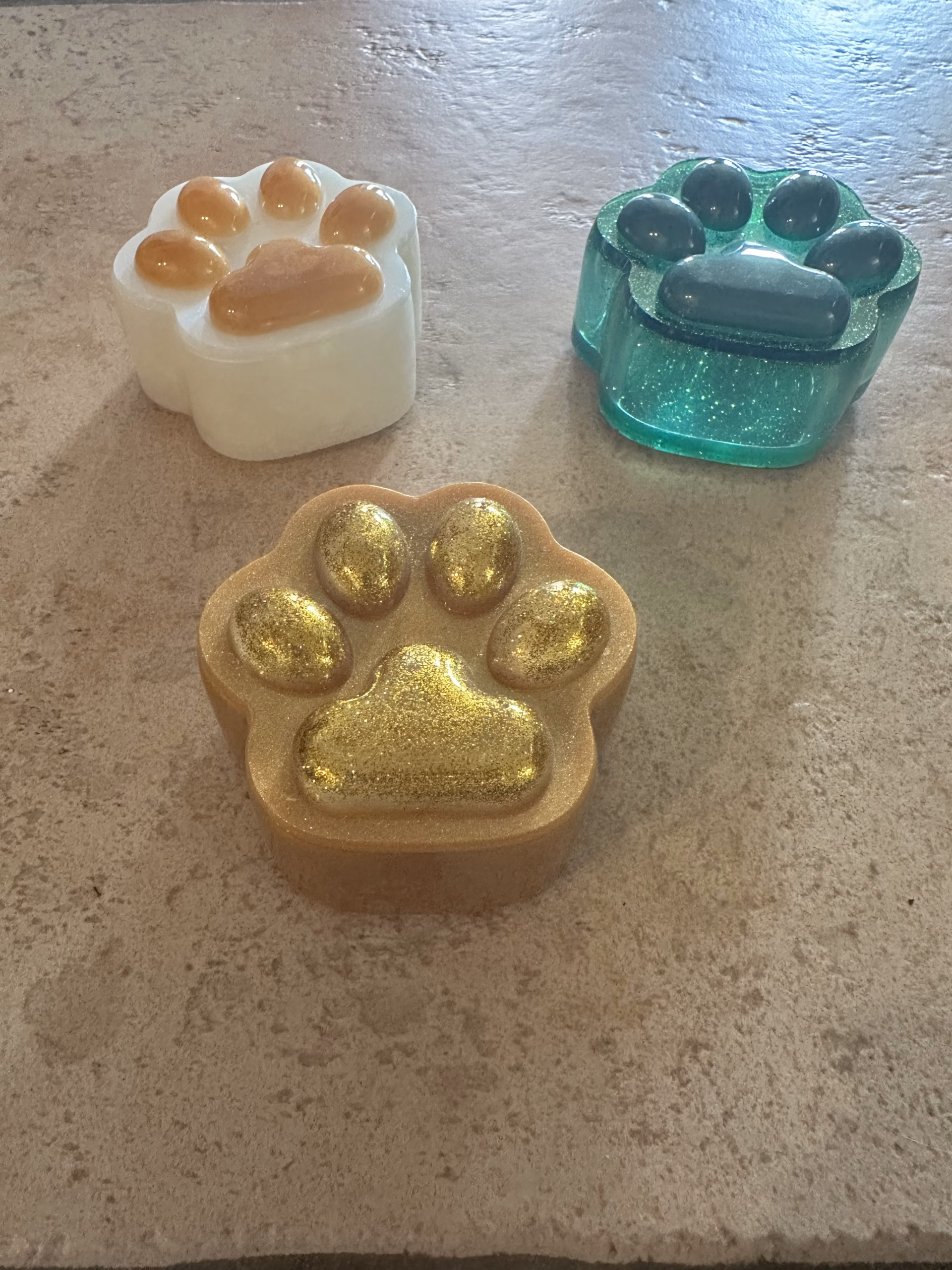 🐾 Handgemachte Schmuckdose aus Epoxidharz mit Pfotenmotiv