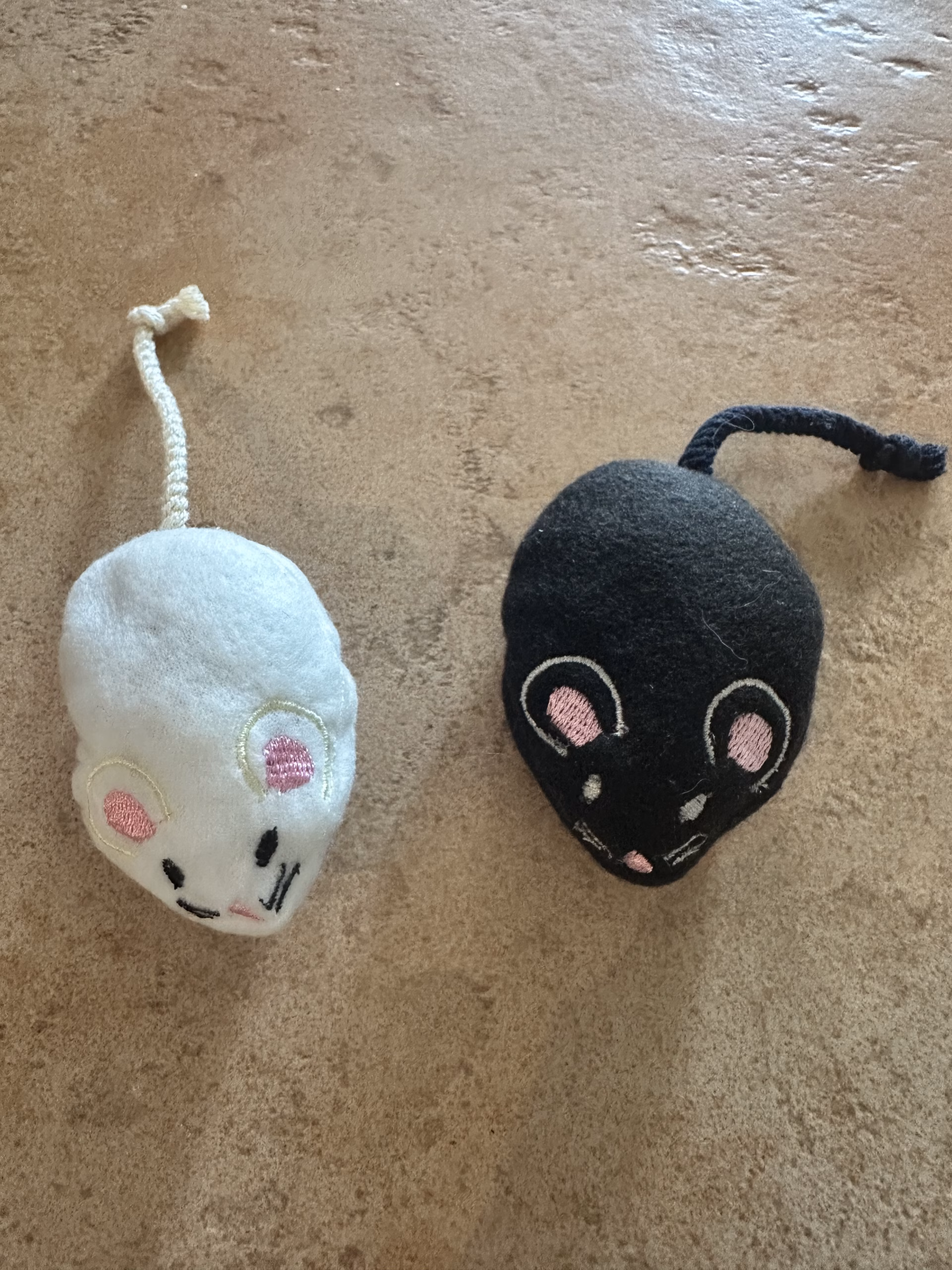 🐭 Handgemachte Stoffmäuse mit Catnip – Spielspaß für deine Katze