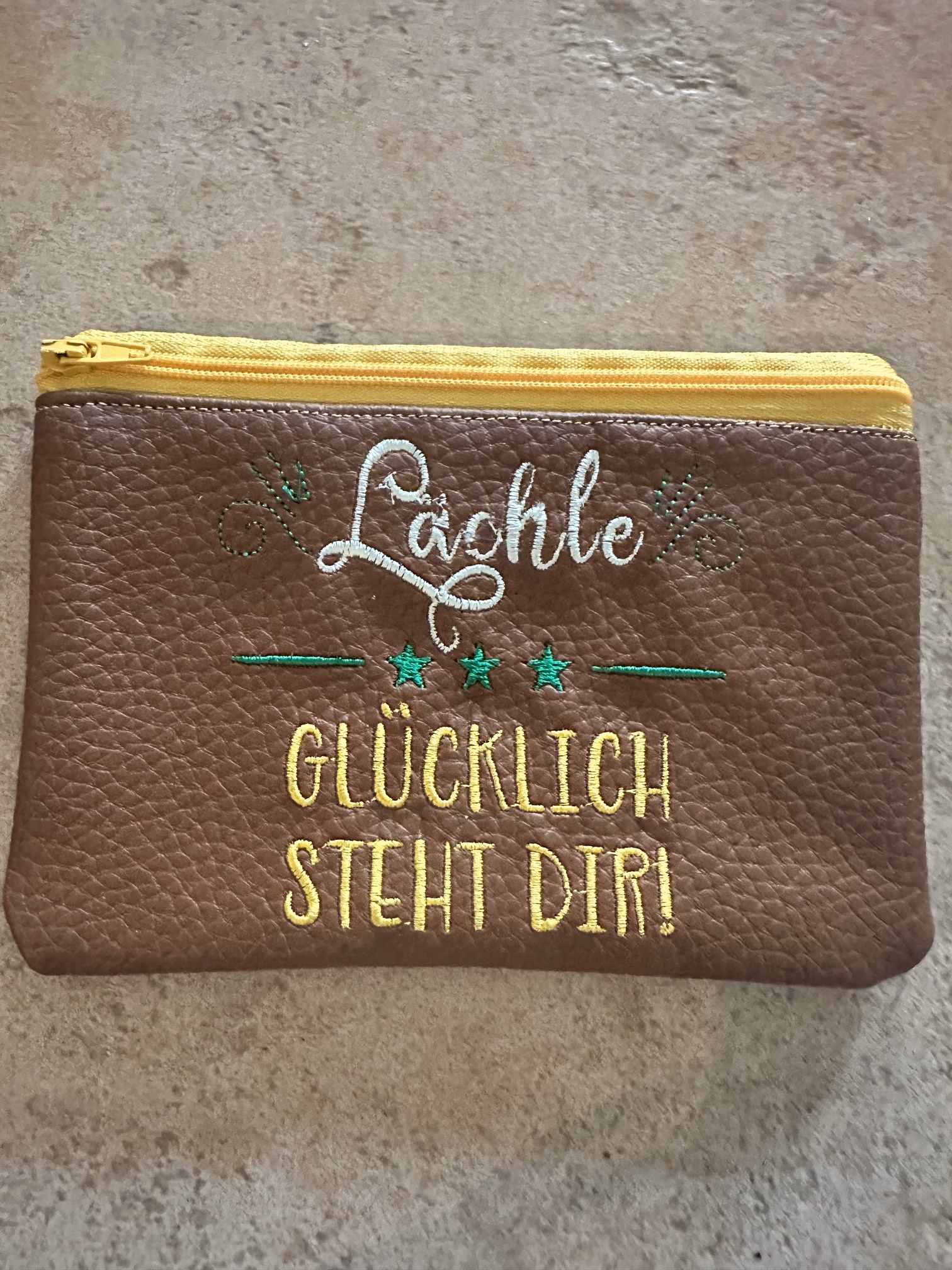 👜 Handgenähte Kleinkram-Tasche aus Kunstleder oder Kork – praktisch & einzigartig – Bild 3