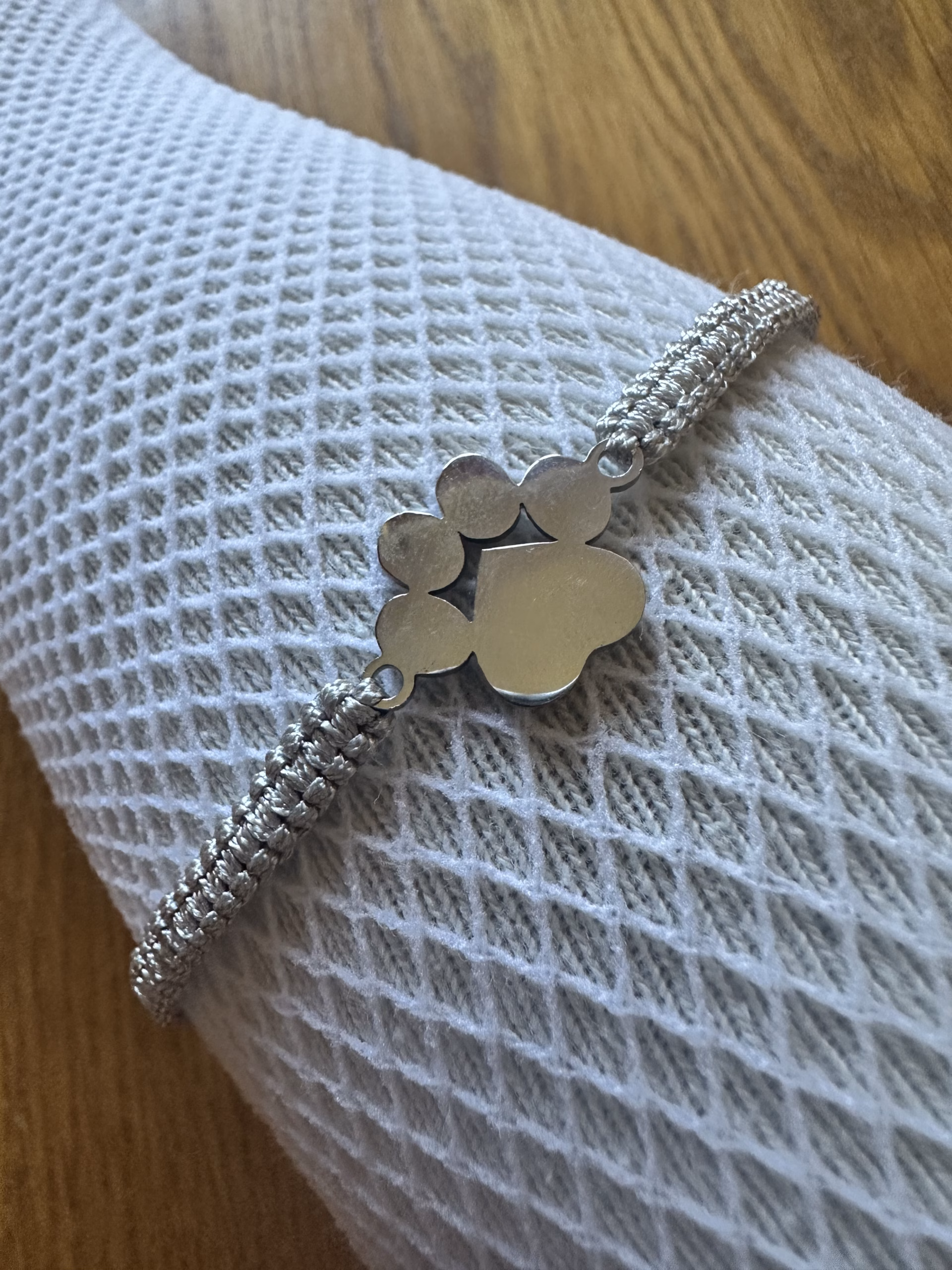 🐾 Handgemachtes Armband mit Pfotenmotiv – in verschiedenen Farben – Bild 12