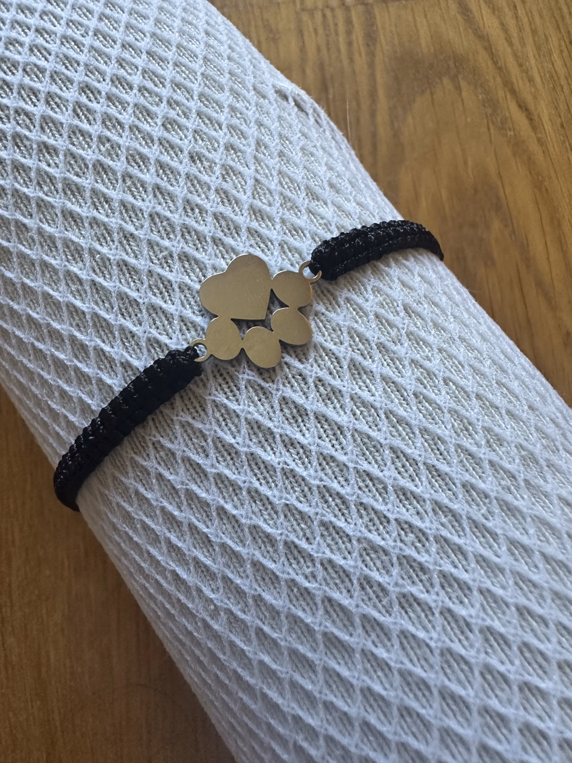 🐾 Handgemachtes Armband mit Pfotenmotiv – in verschiedenen Farben – Bild 4